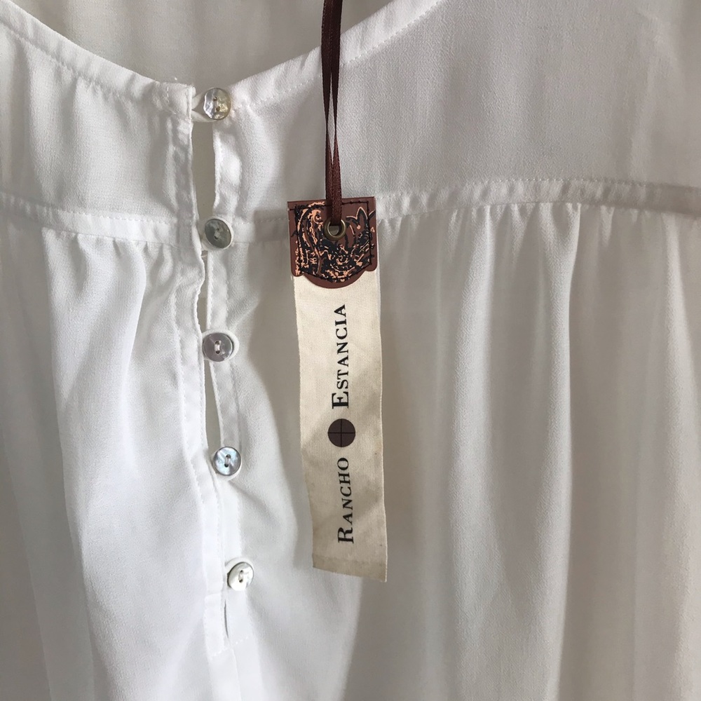 Rancho Estancia Boho White Buttoned Top NWT - Picture 3 of 4